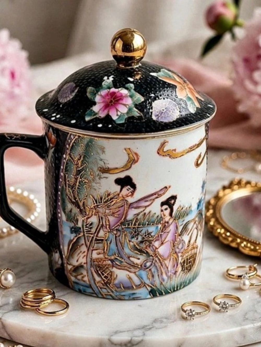 Vintage 1960s Satsuma Moriage Black Gold Geisha Lidded Porcelain Mug